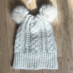SAKS FIFTH AVE double Pom Pom beanie